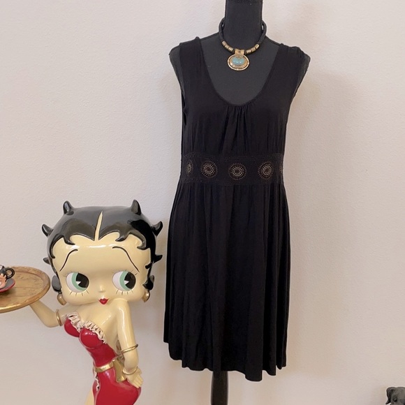 BCBG Maxazria Casual Black Dress Size M - Picture 2 of 5